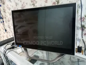 Desktop Computer Samsung AiO 24 8GB Intel Core I5 HDD 500GB