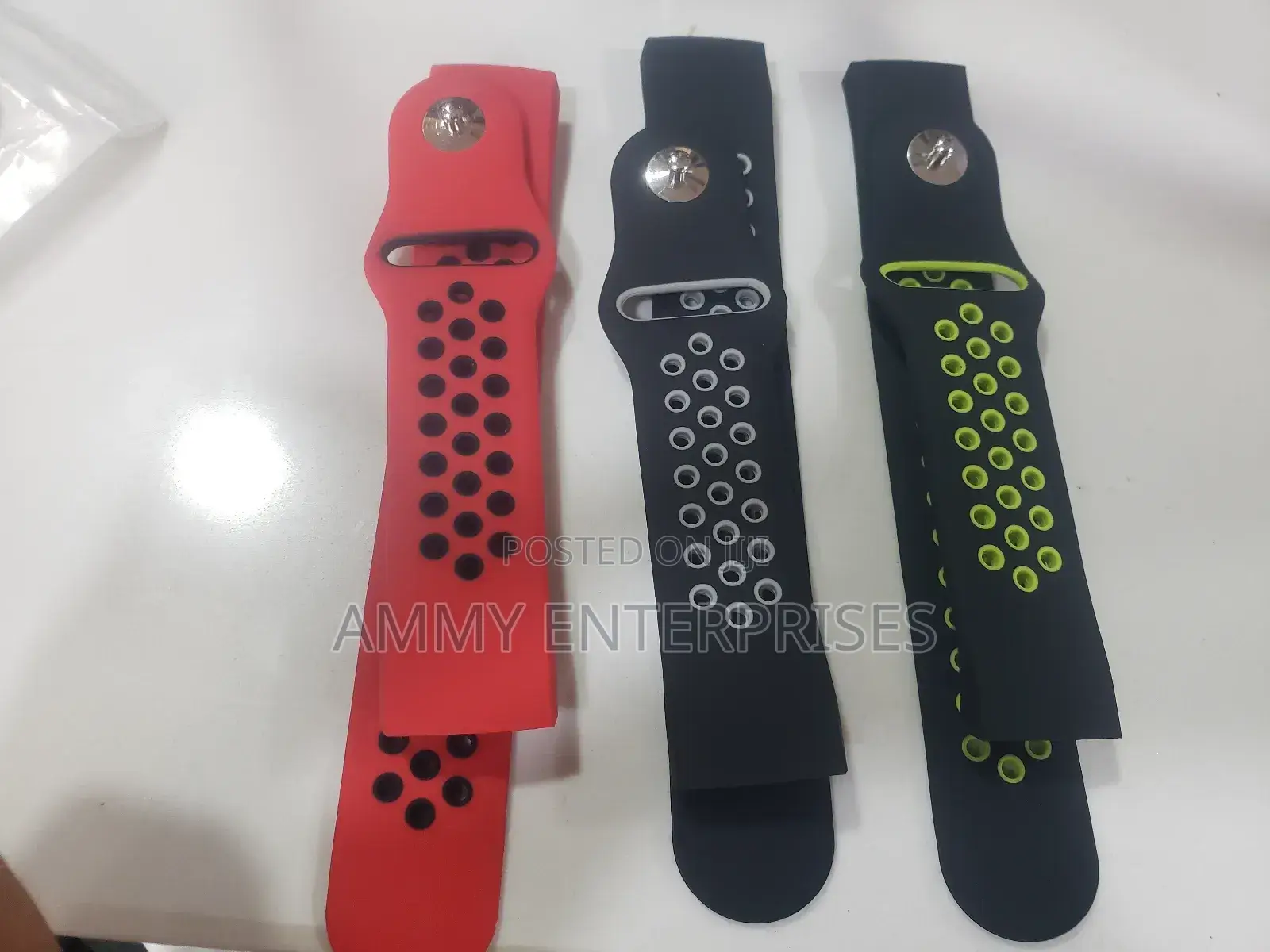 Replacement Silicone Strap for Fitbit Charge 3/4.