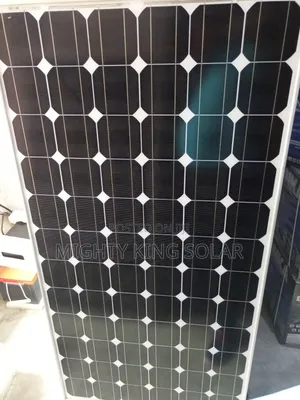 Momo Panel 72 Cell's 200 Watts