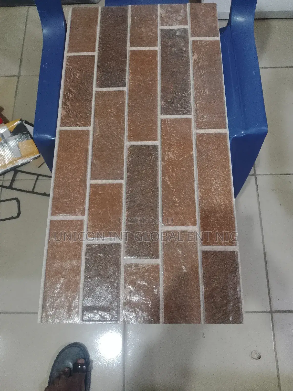 Virony Wall Cracks Tiles