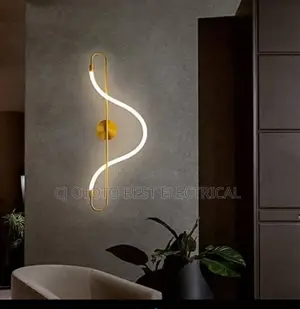 Lew Wall Light