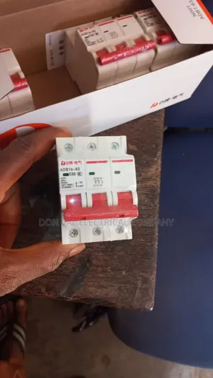 3pole Original Circuit Breaker