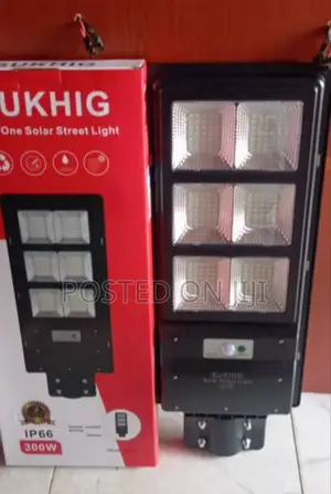 Sukhig All in One Solar Street Light 6 Eyes