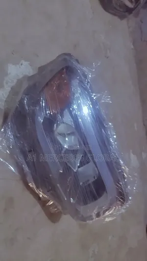 Mercedes-Benz GLB Headlight Right Side