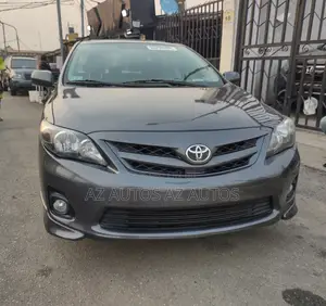 Toyota Corolla S 4dr Sedan (1.8L 4cyl 4A) 2011 Gray