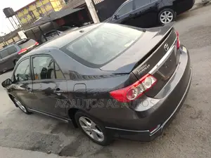 Toyota Corolla S 4dr Sedan (1.8L 4cyl 4A) 2011 Gray