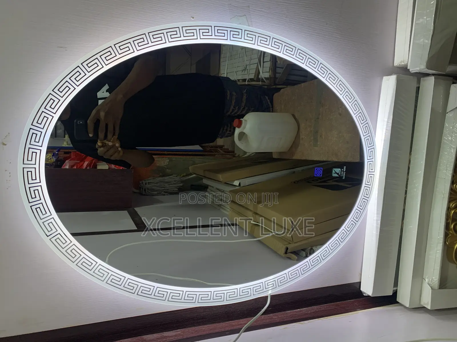 Oval Shaped Led Mirror With 3 Lights
