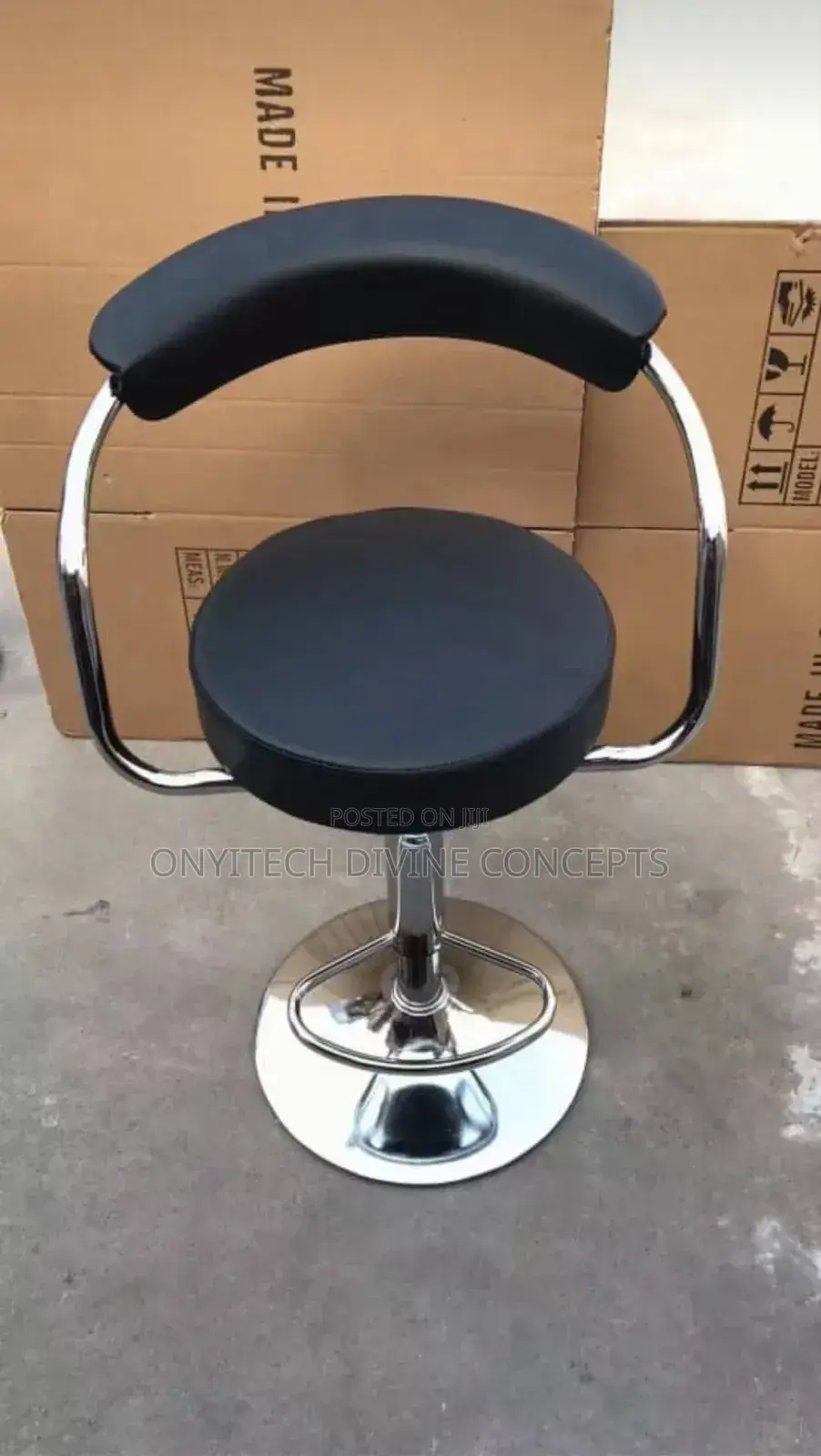 Bar Stool With Back Rest