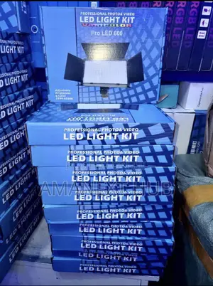 Led 600 Pro With Tripod Stand