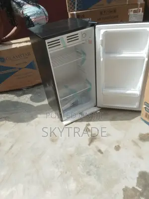 Royal 2 Shelves, 90l Refrigerator With Key