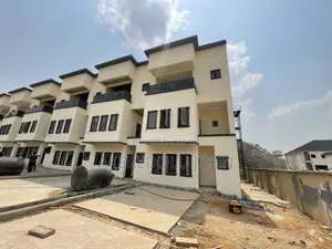 4bdrm Townhouse/Terrace in Katampe (Main) for sale