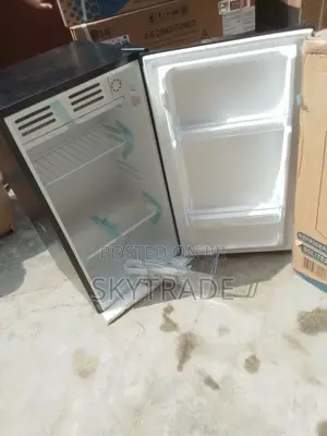 Quality 2 Removable Shelves,Single Door + Key Refrigerator