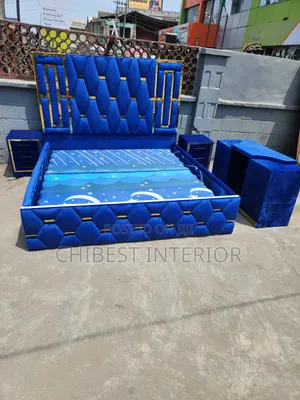 Upholstery Padded King Size Bed With Its Accessories