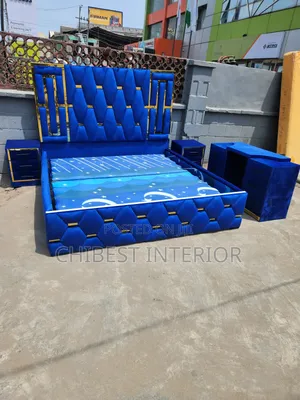 Six by Six Versace-Like Design Set of Bed.