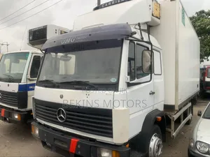 Foreign Used Mercedes Benz 814, 6tyre.