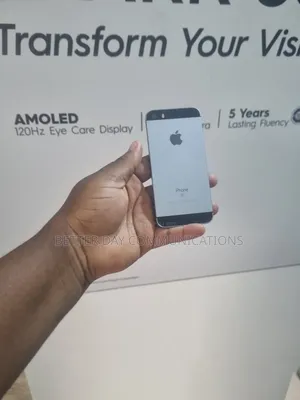 Apple iPhone SE 64 GB Gray
