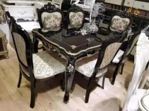 Wooden Royal Dinning Set