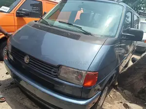 Volkswagen Transporter 2005 Grey