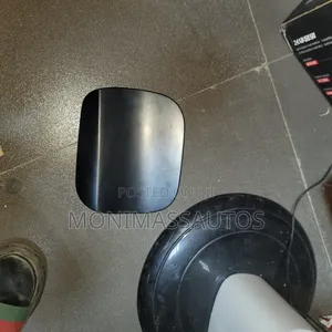 Fuel Tank Cover Toyota Venza 2021