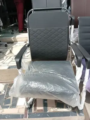 Black Visitors Chair