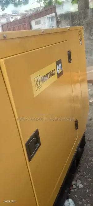 30kva Cat Soundproof Generator at 6m*