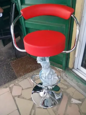 Bar Stool With Swivel