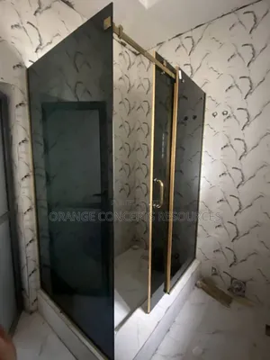Sliding Cubicle