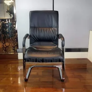107 Visitors Chair With High Back