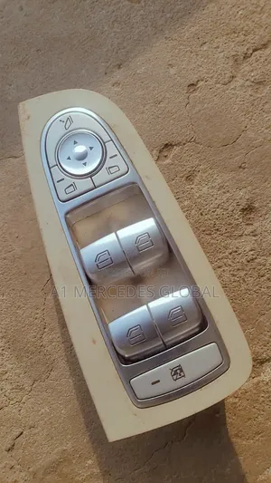 Mercedes-Benz C400 W205 Bottom
