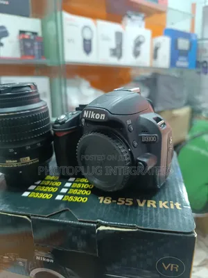 Nikon D3100 + 18-55mm Lens (Uk Used)