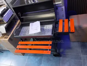 Standard BBQ Grill ,(Charcoal.