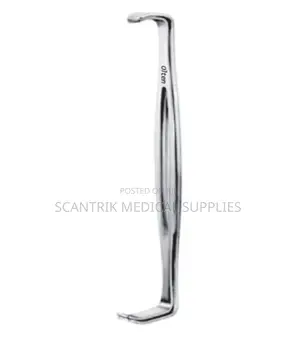 High Quality Surgical Retractor