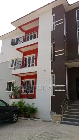 3bdrm Block of Flats in Idu Industrial for sale
