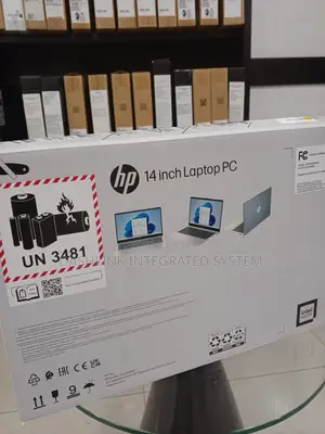 New Laptop HP 14S 8GB Intel Core I3 SSD 256GB