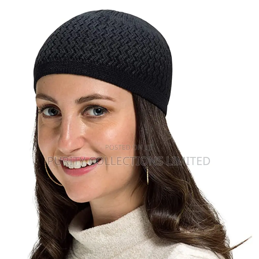 Unisex Knitted Hat Pull Over