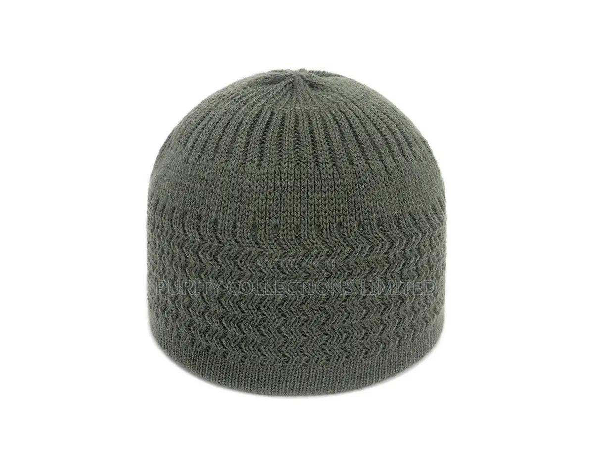 Unisex Knitted Hat Pull Over