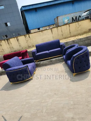 Advanced Upholstery Padded Sofa Fabric Chairs
