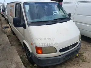 Ford Transit 2001 White