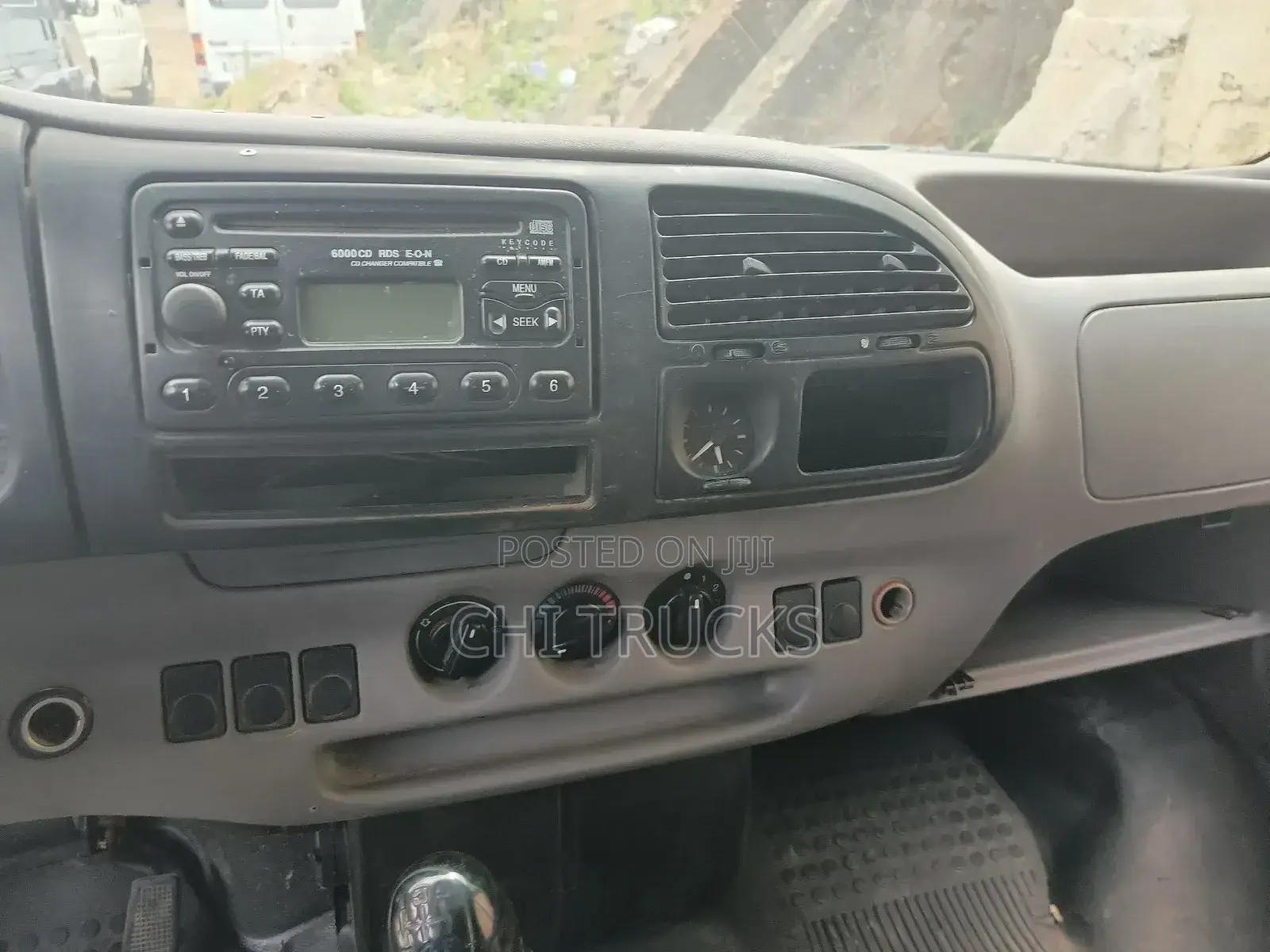 Ford Transit 2001 White