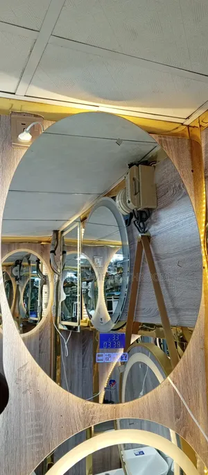 Round Led Mirror With Bluetooth