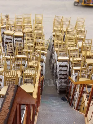 Event Chair for Round Table for 10