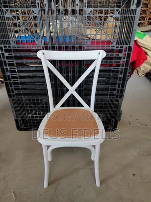 Criss Cross Event Chair