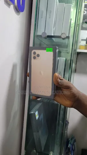 New Apple iPhone 11 Pro Max 256 GB Gold