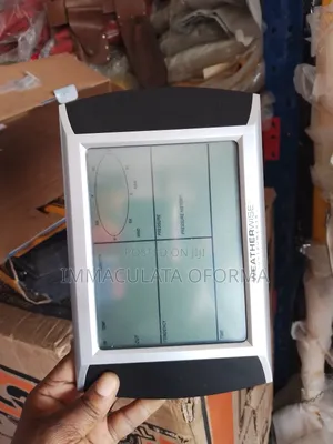 Professional Touch Screen Weather Station With Solar