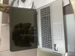 New Laptop HP 15 4GB AMD A10 HDD 500GB
