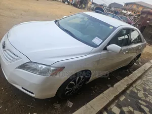 Toyota Camry LE 4dr Sedan (2.4L 4cyl 5A) 2008 White