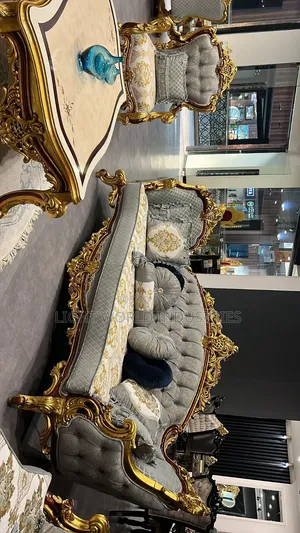 Royal Chair With Center Table and Two Side Stool