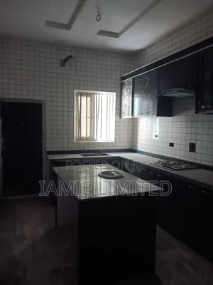 4bdrm Duplex in Plantation City, Warri for rent
