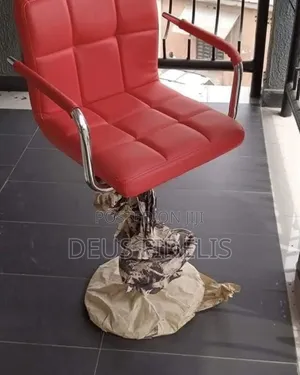 Saloon Chair/Bar Stool /Barbing Chair