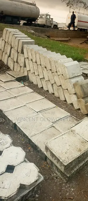 Giant Kerbs